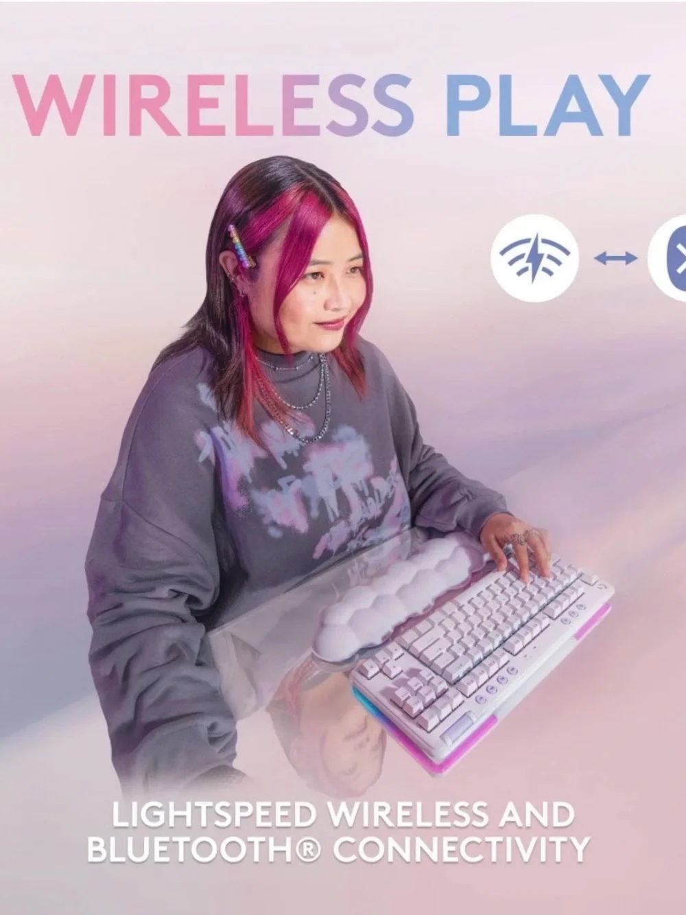 G715 Lightspeed Wireless Clicky Keyboard white